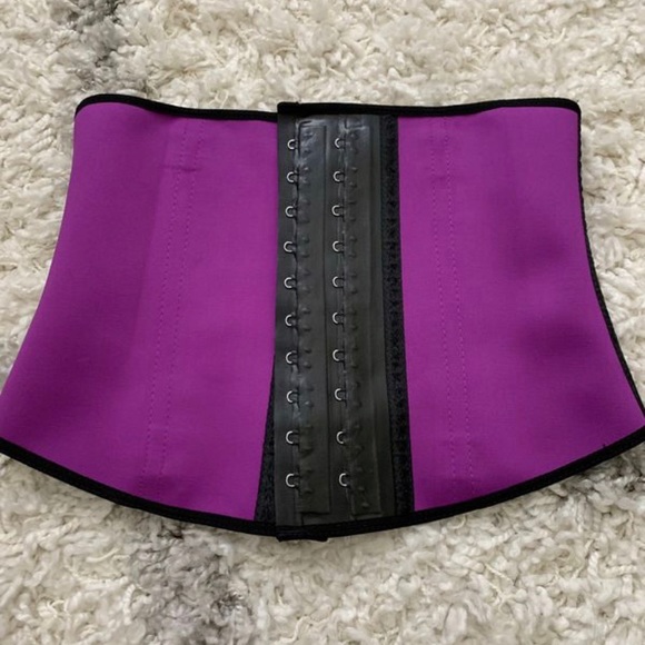 Waist trainer - Picture 2 of 2